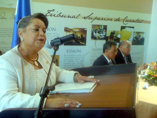 Anchecta entrega presidencia del TSC