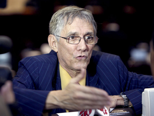 Tendrían que rodar todas las cabezas: Leitzelar