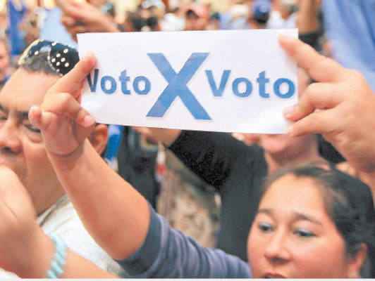 Ricardo Álvarez: Esos 4 poderosos háganse a un lado