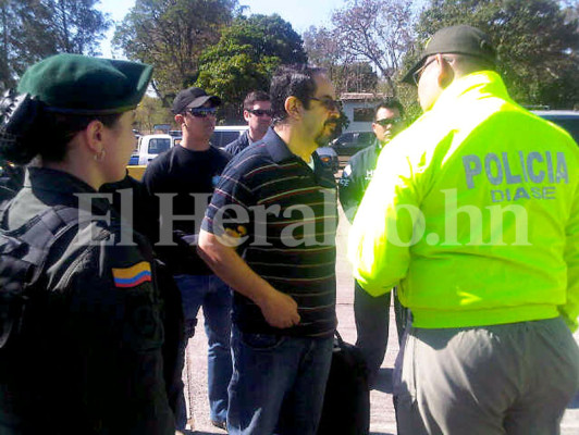 Deportan a Colombia a pastor evangélico