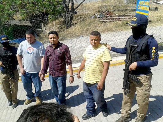 Detienen a tres extorsionadores en El Carrizal
