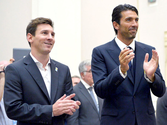 El papa bendice a las selecciones de Argentina e Italia