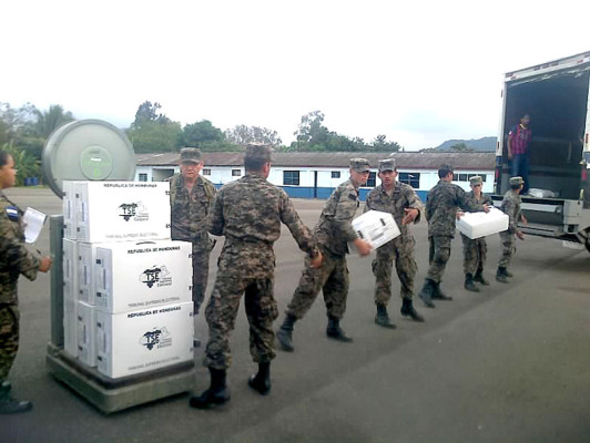 Material electoral ya está en Islas de la Bahía