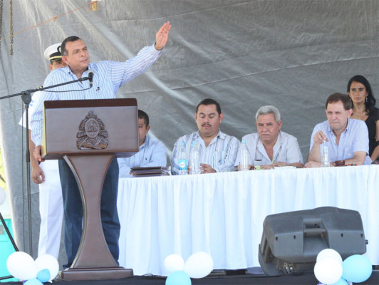 Presidente de Honduras ataca a EL HERALDO