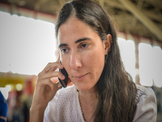 Bloguera cubana Yoani Sánchez inicia gira por 12 países