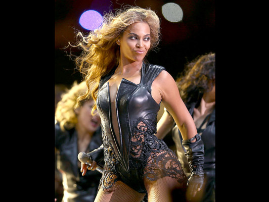 Beyoncé recibe bofetada en concierto