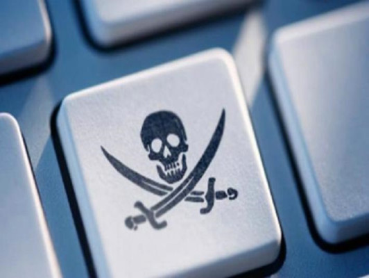 Crece piratería en internet, alerta la industria