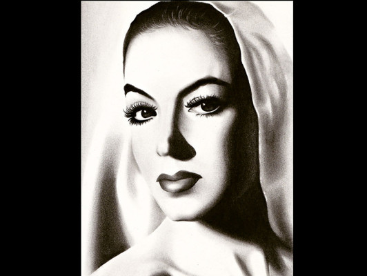 María Félix, la diva que también murió en abril