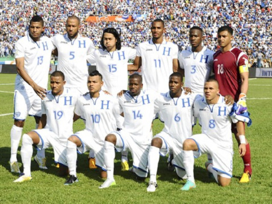 Esta es la alineación de Honduras ante México