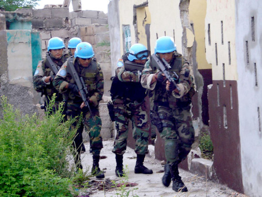 ONU enviará 12,600 cascos azules a Malí