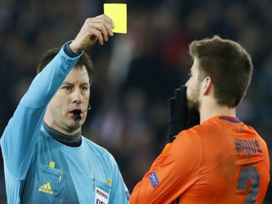 Barcelona protesta ante UEFA por arbitraje en París