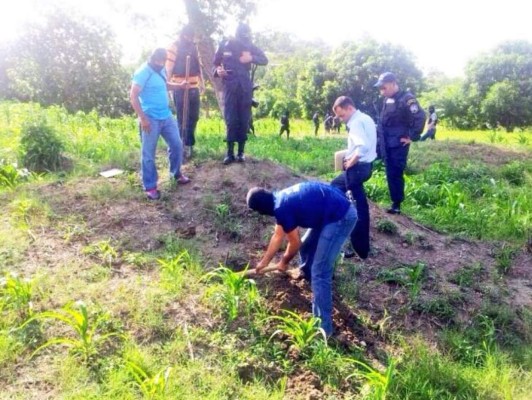 Inspeccionan supuesto cementerio clandestino en norte de Honduras