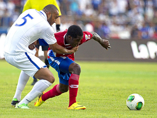 Víctor Bernárdez: La honra y la gloria es para Dios