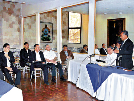 Con el vacío de la sociedad concluye socialización de la 'ley mordaza”