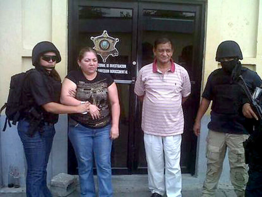 Capturan a pareja sospechosa de trata de personas