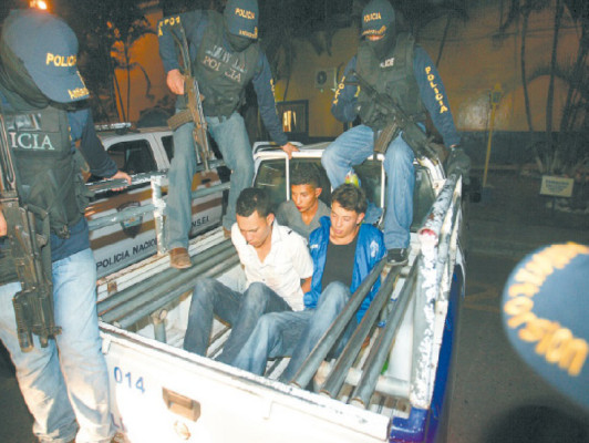 Capturan una banda de extorsionadores