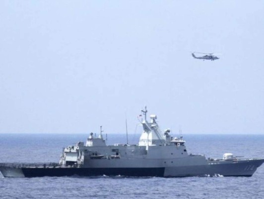 Buque de EEUU abandona búsqueda de avión