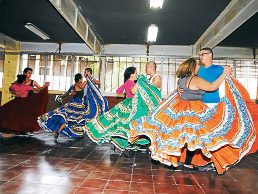 Un encuentro con el folclore