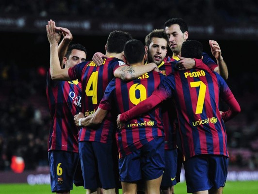Con carambola incluida, Barça supera a Real Sociedad