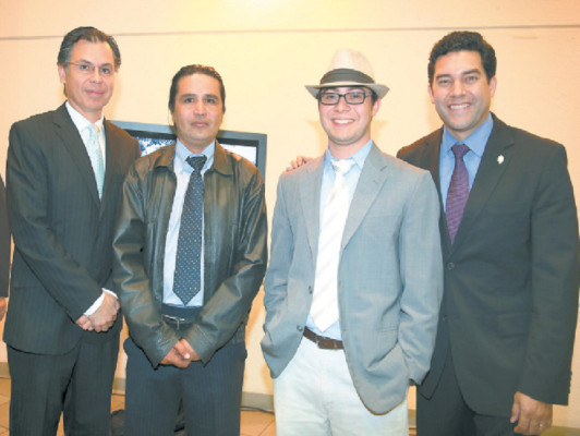 Empresarios reconocen talento fotográfico