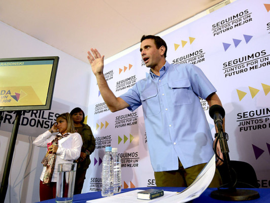 Oposición pide a TSJ que se pronuncie sobre crisis constitucional