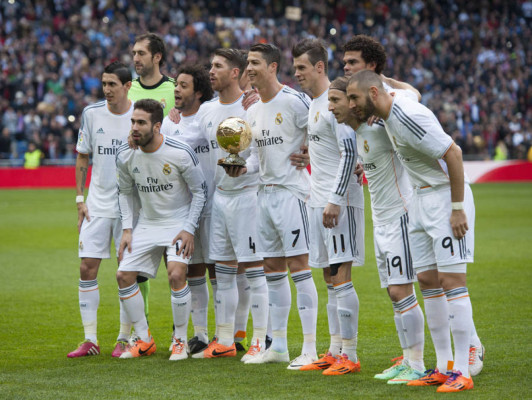 Real Madrid alcanza el lideraro tras vencer a Granada