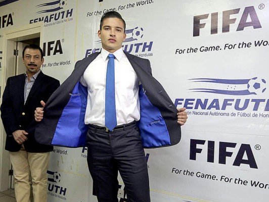 Uno de estos será el traje formal de la Selección de Honduras