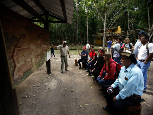 Descendientes mayas conmemoran fin de 13 Baktun