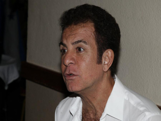 Nasralla exige restitución de magistrados