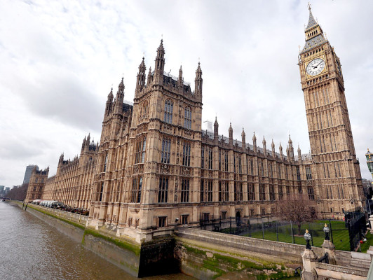 Cuerpo de Margaret Thatcher yace en el parlamento
