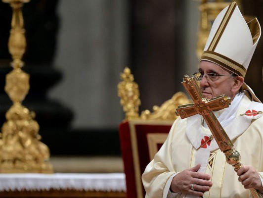 Papa Francisco rinde homenaje a monjas de todo el mundo