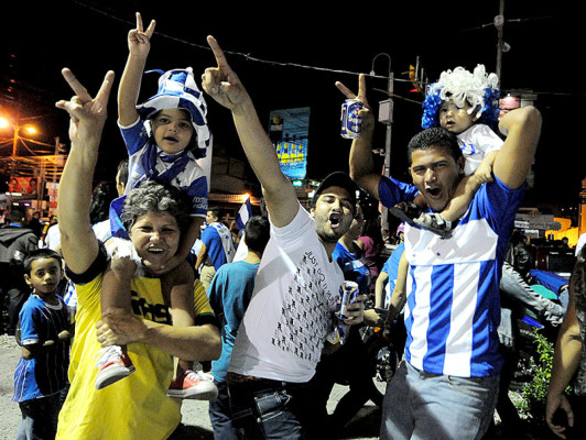 Honduras celebra a lo grande la clasificación
