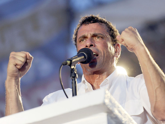 Venezolanos votarán 'por compromiso' por Maduro