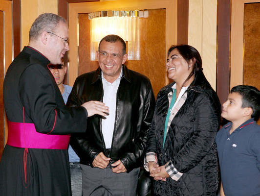 Familia presidencial ya se encuentra en Roma