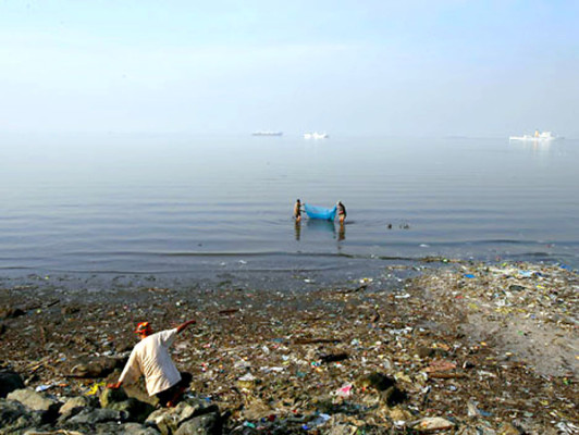 Tifón golpea las Filipinas; hay 33 muertos