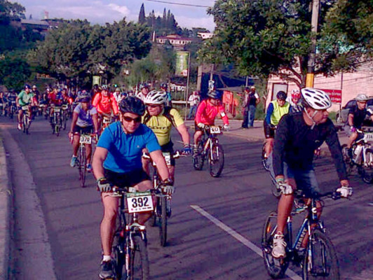Arranca la Segunda Vuelta Ciclística de EL HERALDO