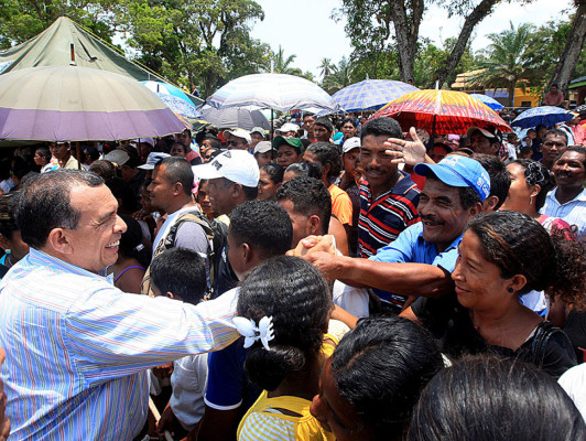 Entregan tierras a comunidades indígenas de la Mosquitia