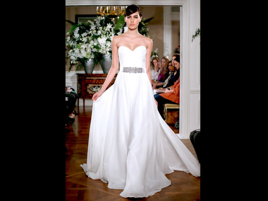 FOTOS: Vestidos de novia con dulces siluetas retro