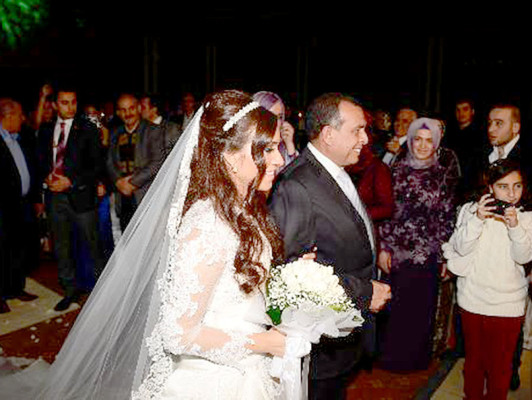 Hija del presidente de Honduras se casa en Turquía