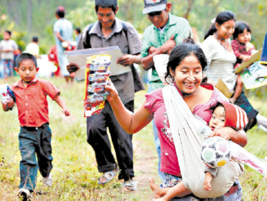 EL HERALDO llevó alegría a la tribu tolupán