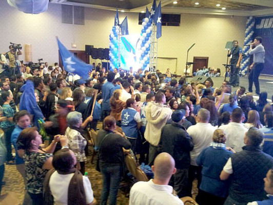 Nacionalistas festejan resultados preliminares