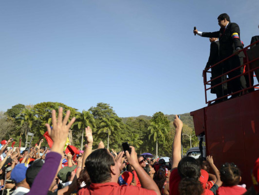 Chávez será expuesto 7 días y será embalsamado