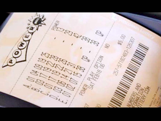 Un mecánico y su mujer ganan $293 millones en la lotería