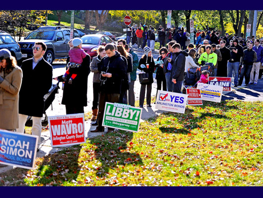 Hondureños en Estados Unidos también acuden a votar