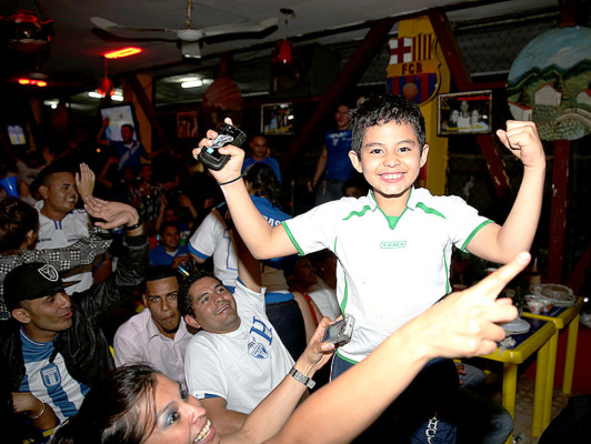 Honduras celebra a lo grande la clasificación