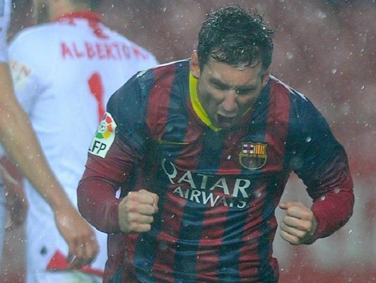 Barcelona recupera el liderato de la mano de Messi