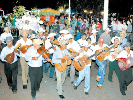 La Orquesta campesina y su música que nace de las vivencias de tierra adentro