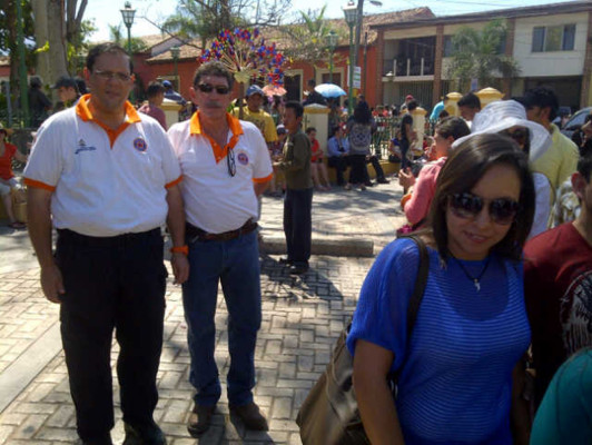 Muestras de fe adornan las calles de Comayagua