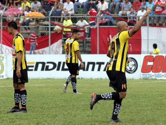Real España le gana a Real Sociedad en Tocoa