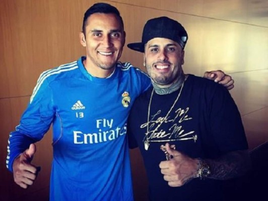 VIDEO: Jugadores del Real Madrid cantan reggaetón con Nicky Jam